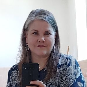 Meet your Posher, Kay